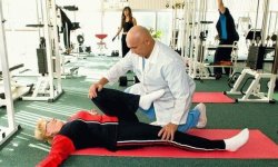 Упражнения для коленных суставов доктора Бубновского с описанием и видео