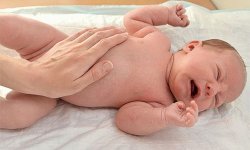 Судороги у новорожденных: причины и симптомы у младенцев